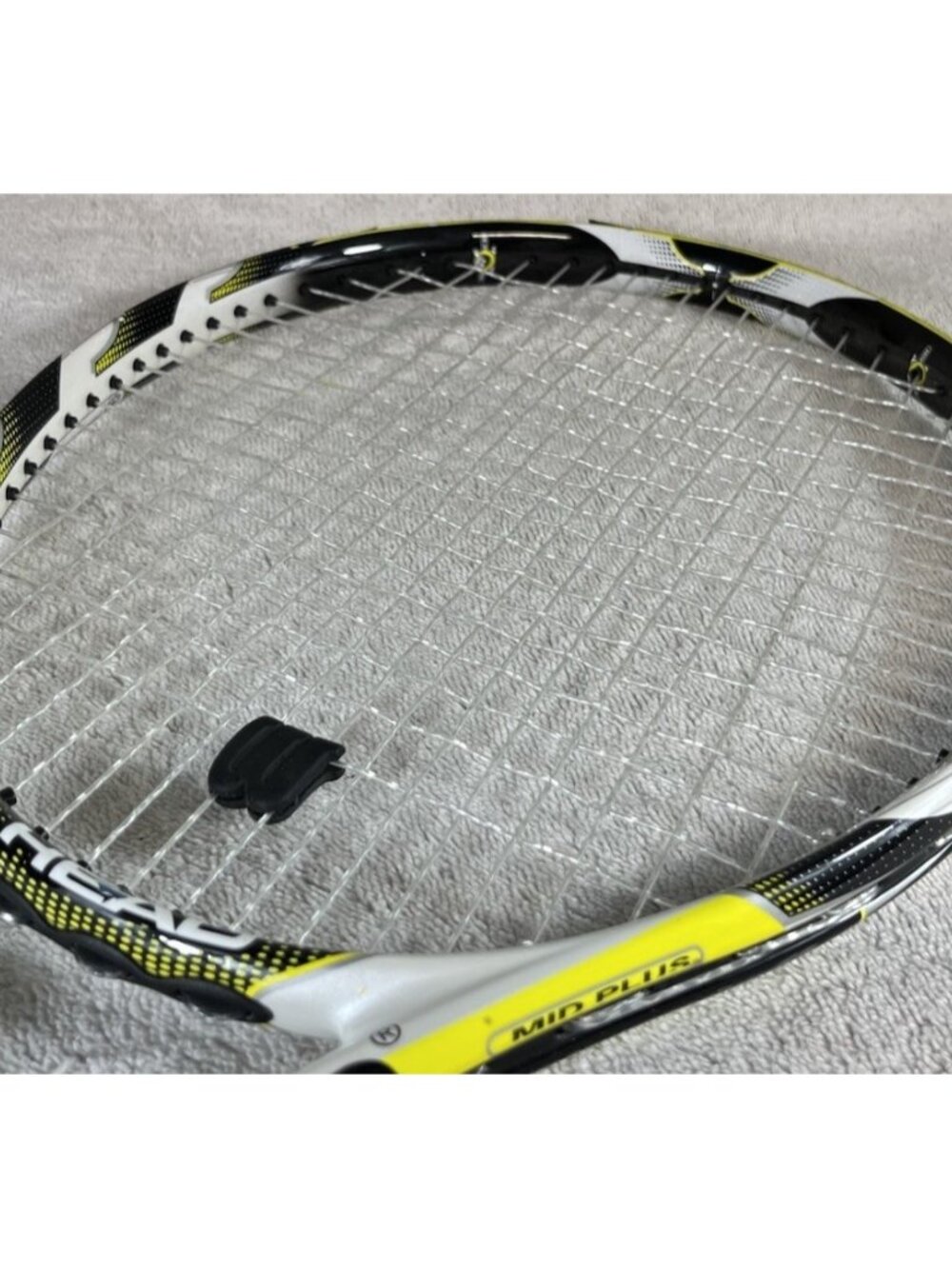 Head Microgel Extreme Pro Mid Plus Tennis Racquet ~ 100 in² ~ 315g ~ 4 ½” Grip - Picture 5 of 10